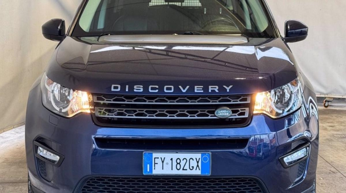 Immagine 1 di LAND ROVER Discovery Sport  2.0 td4 pure business edition awd 150cv auto my19