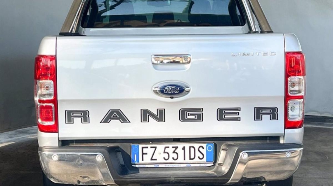 Immagine 3 di FORD Ranger 3.2 tdci double cab limited 200cv auto