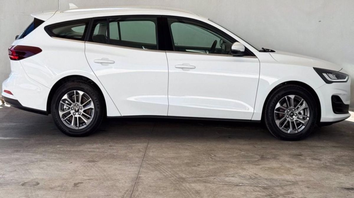 Immagine 4 di FORD Focus Station Wagon Focus sw 1.0 ecoboost h business 125cv