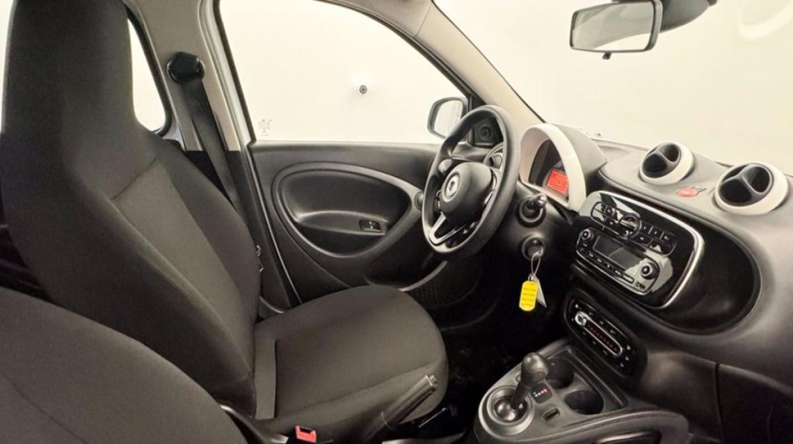 Immagine 5 di SMART Forfour 1.0 youngster 71cv twinamic